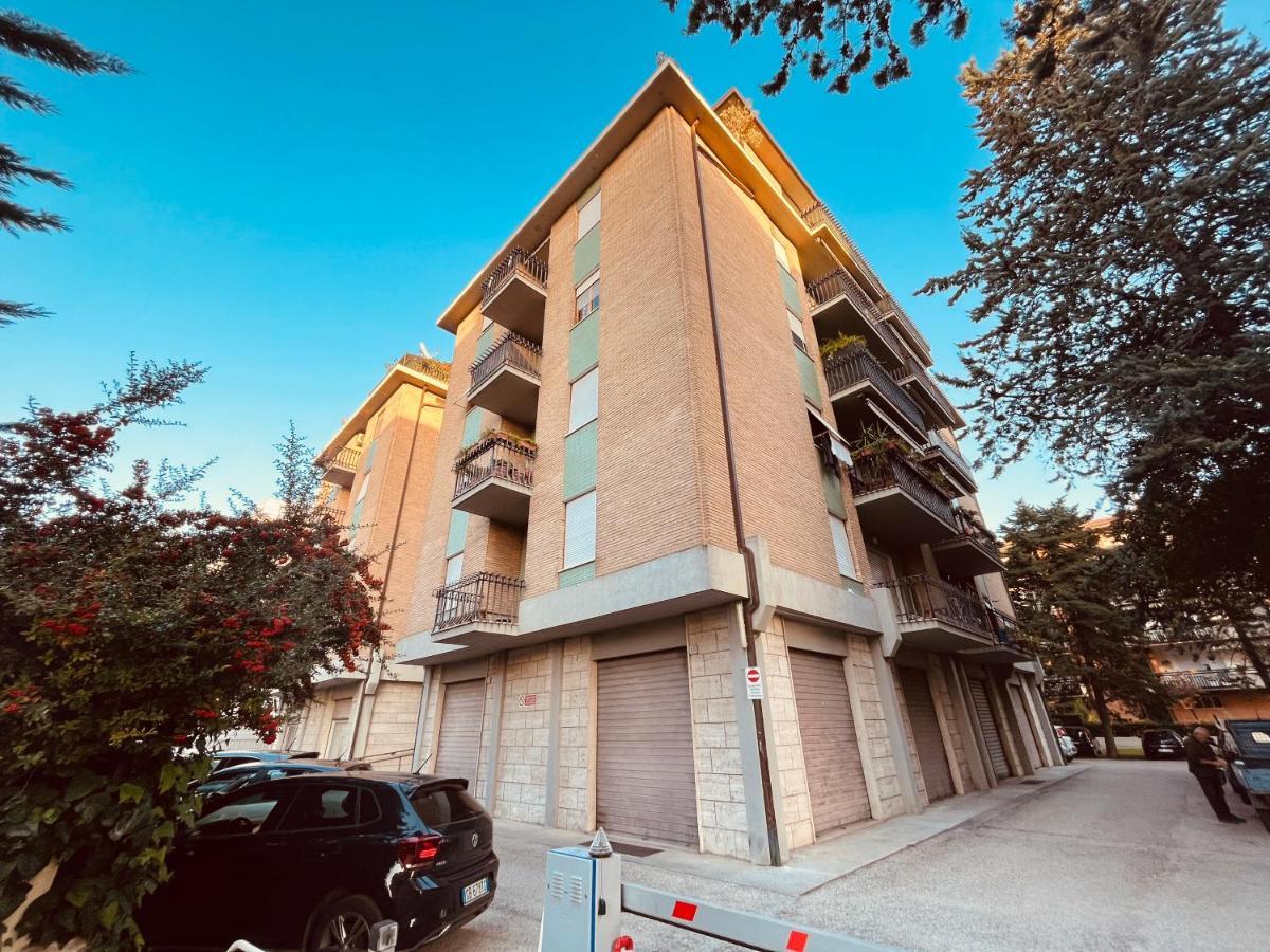 Affittacamere Umberto&Marisa Foligno Exterior photo